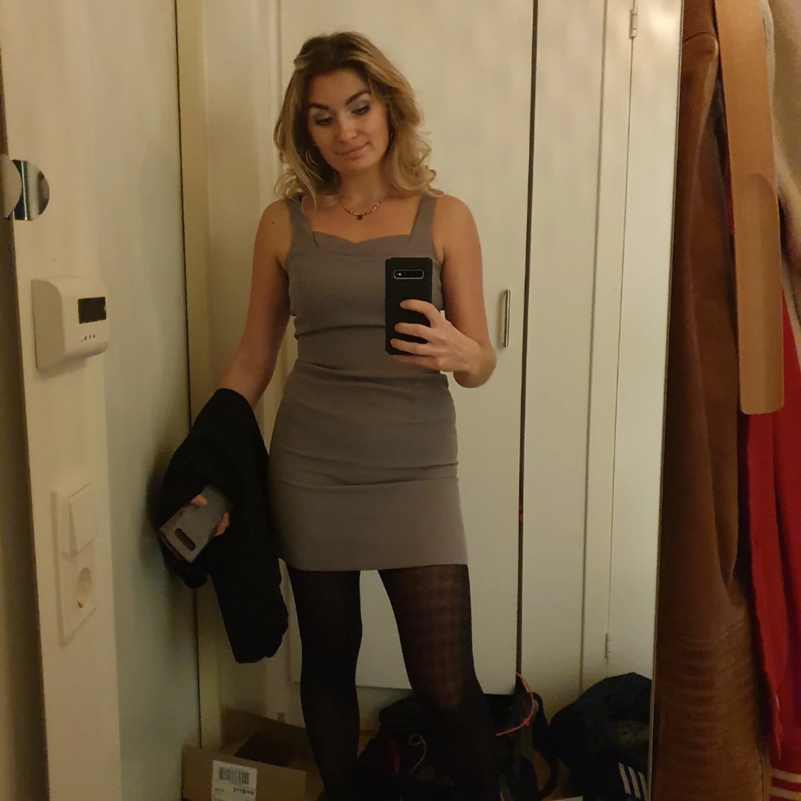 Figursydd klänning - 91