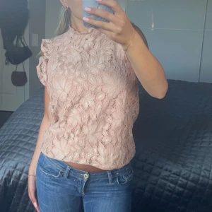 Spetstopp  - supersöt rosa spetstopp, i superbra skick☺️☺️