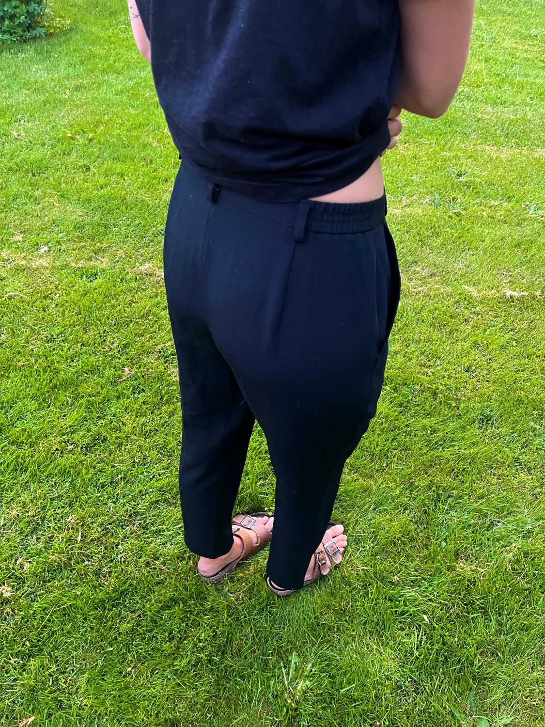 Svarta kostymbyxor  - 90