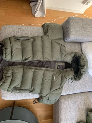 Everest vinterjacka - Everest vinterjackan i bra skick