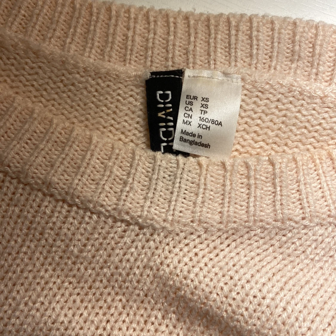 Rosa stickad tröja - 91