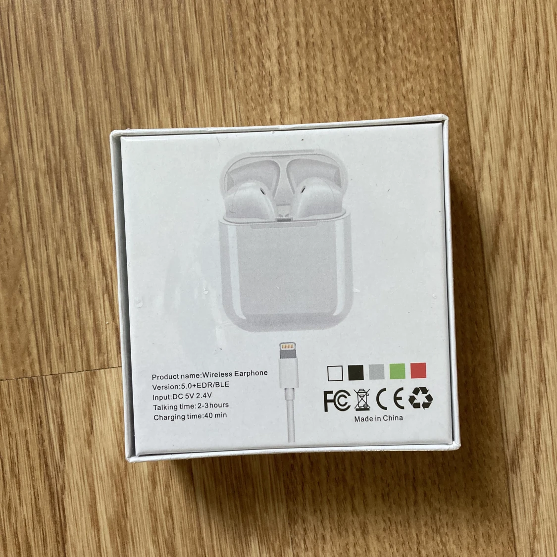 Nya trådlösa hörlurar  - 90