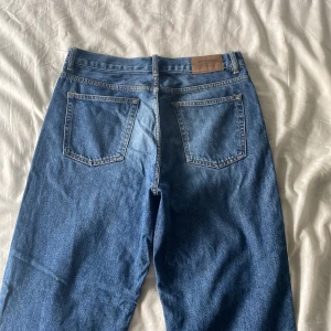 Sweet sktbs jeans - snygga baggy, blåa jeans jag växt ur 