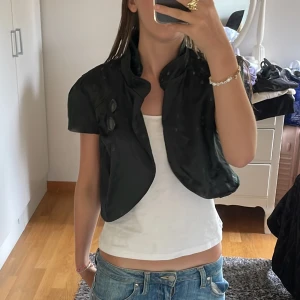 Bolero - Supersnygg!! Går bra att använda köp nu 💖