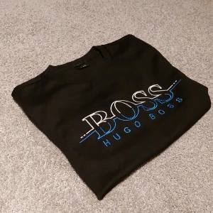 boss tröja - Bra skick