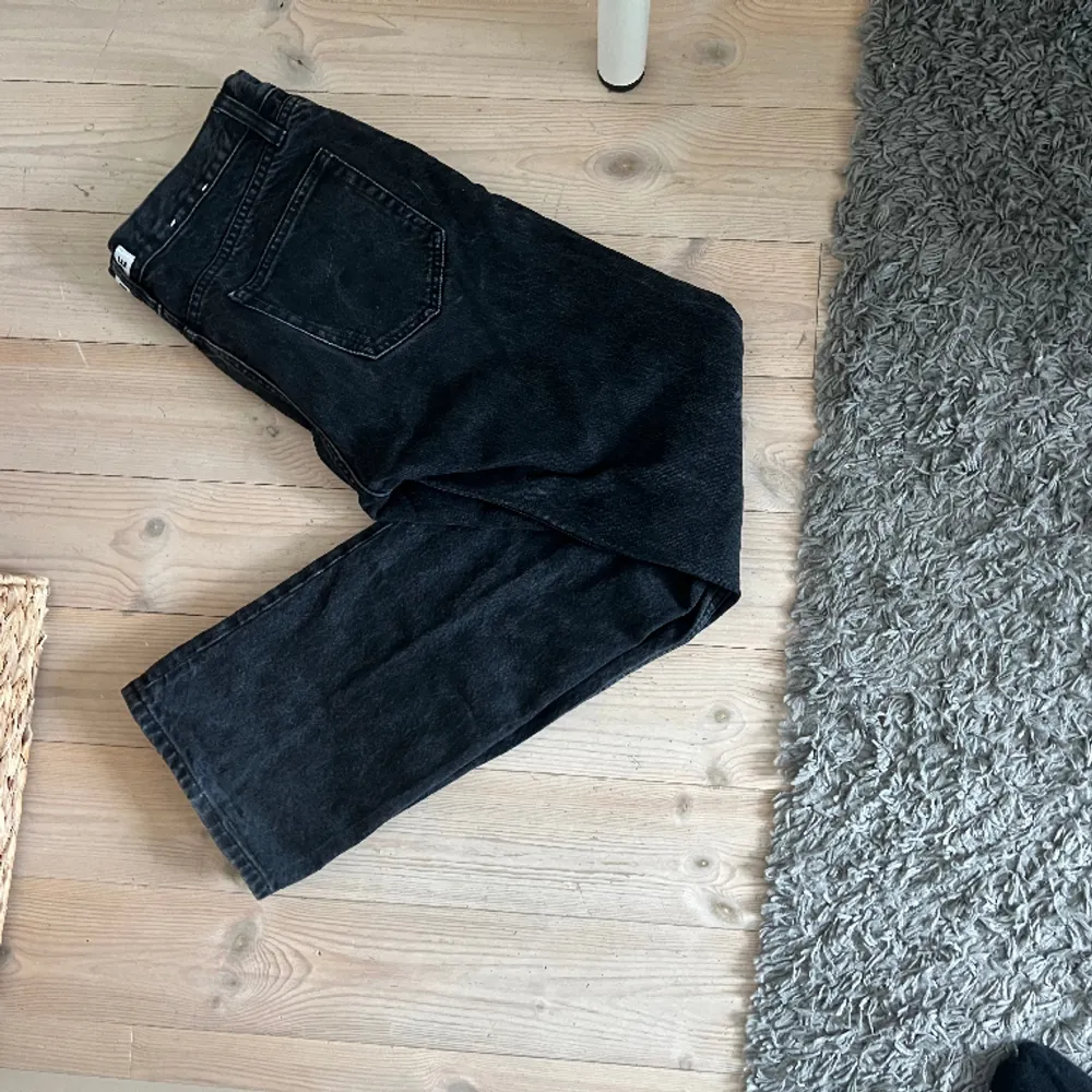 Svarta hope jeans, storlek 27. Jeans & Byxor.