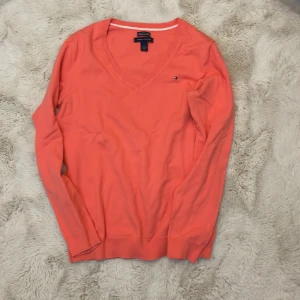 Tommy hilfiger tröja - Tommy Hilfiger tröja i fint skick