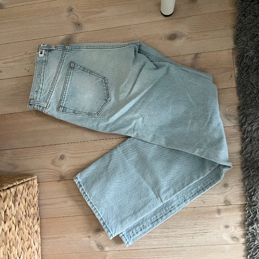 Ljusa hope jeans i storlek 27. Jeans & Byxor.