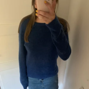 Blå tröja - Fin stickad tröja från Other Stories, bra kvalitet💙