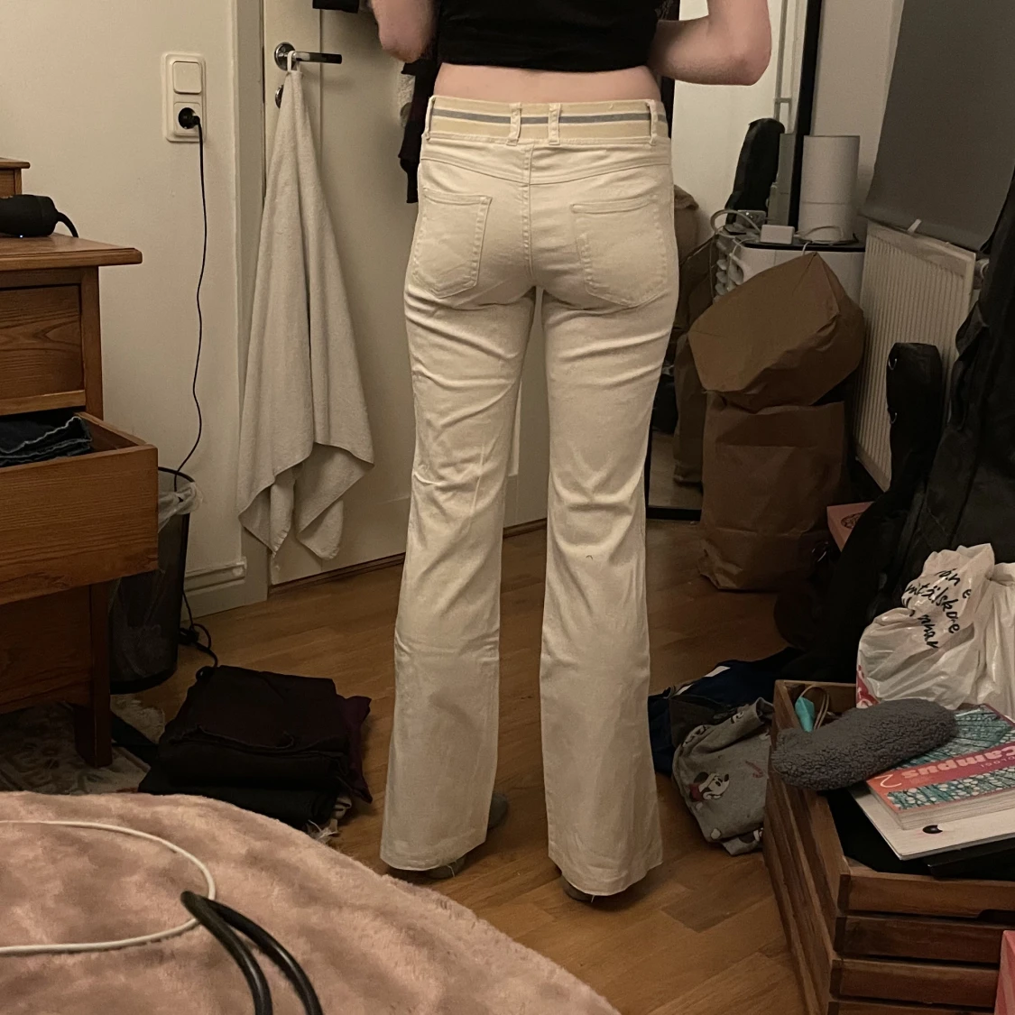 Utsvängda byxor - 90