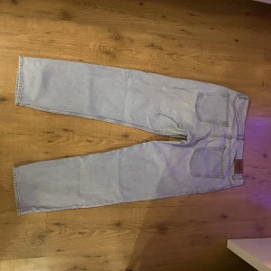 Sweet skbts jeans - Ljusblåa jeans jag köpt men inte använt mer än ungefär 5 gånger