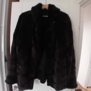 Äkta  pälsjacka  mink - Mink päls