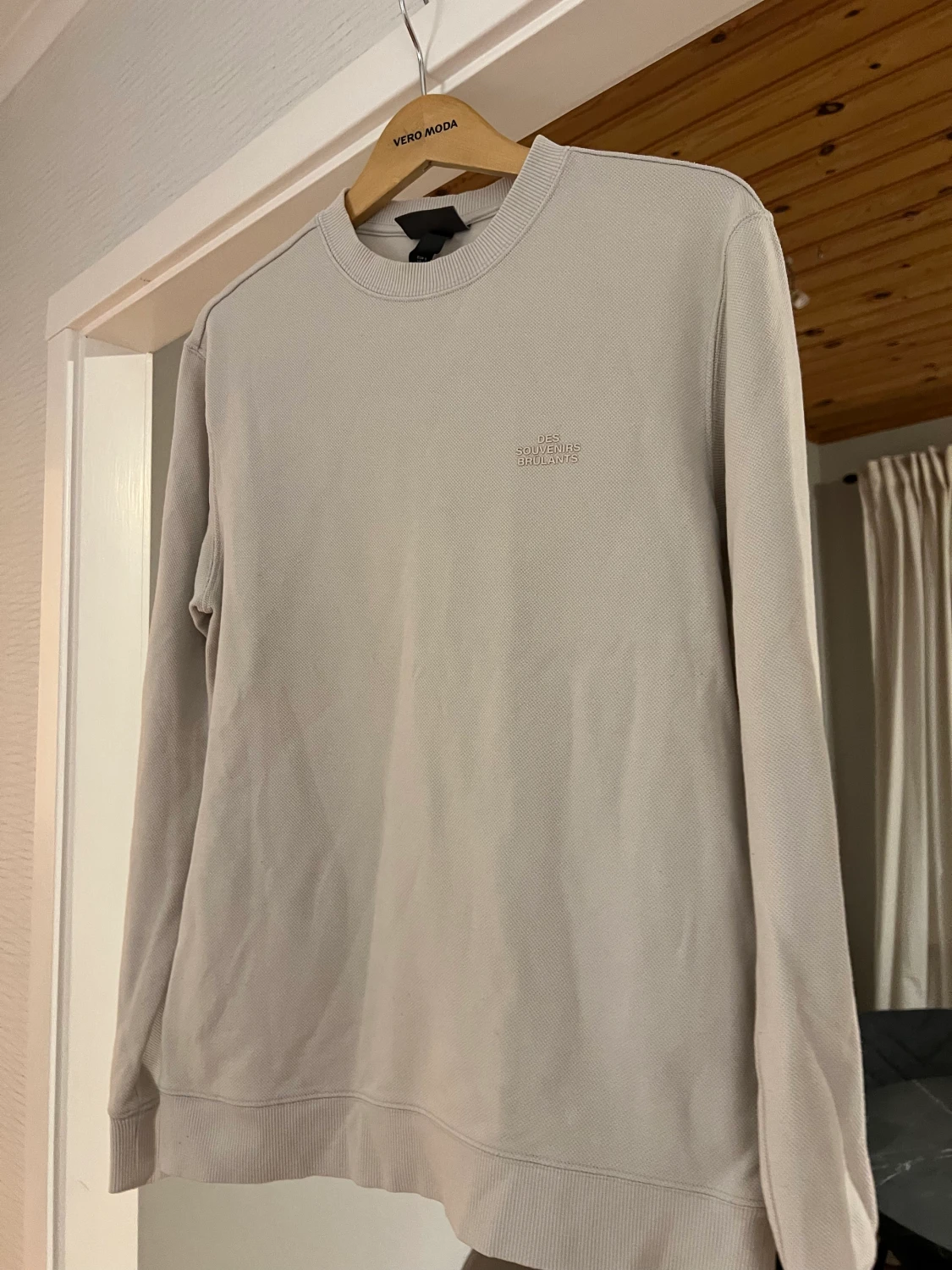 Ljus-beige tröja H&M - 90