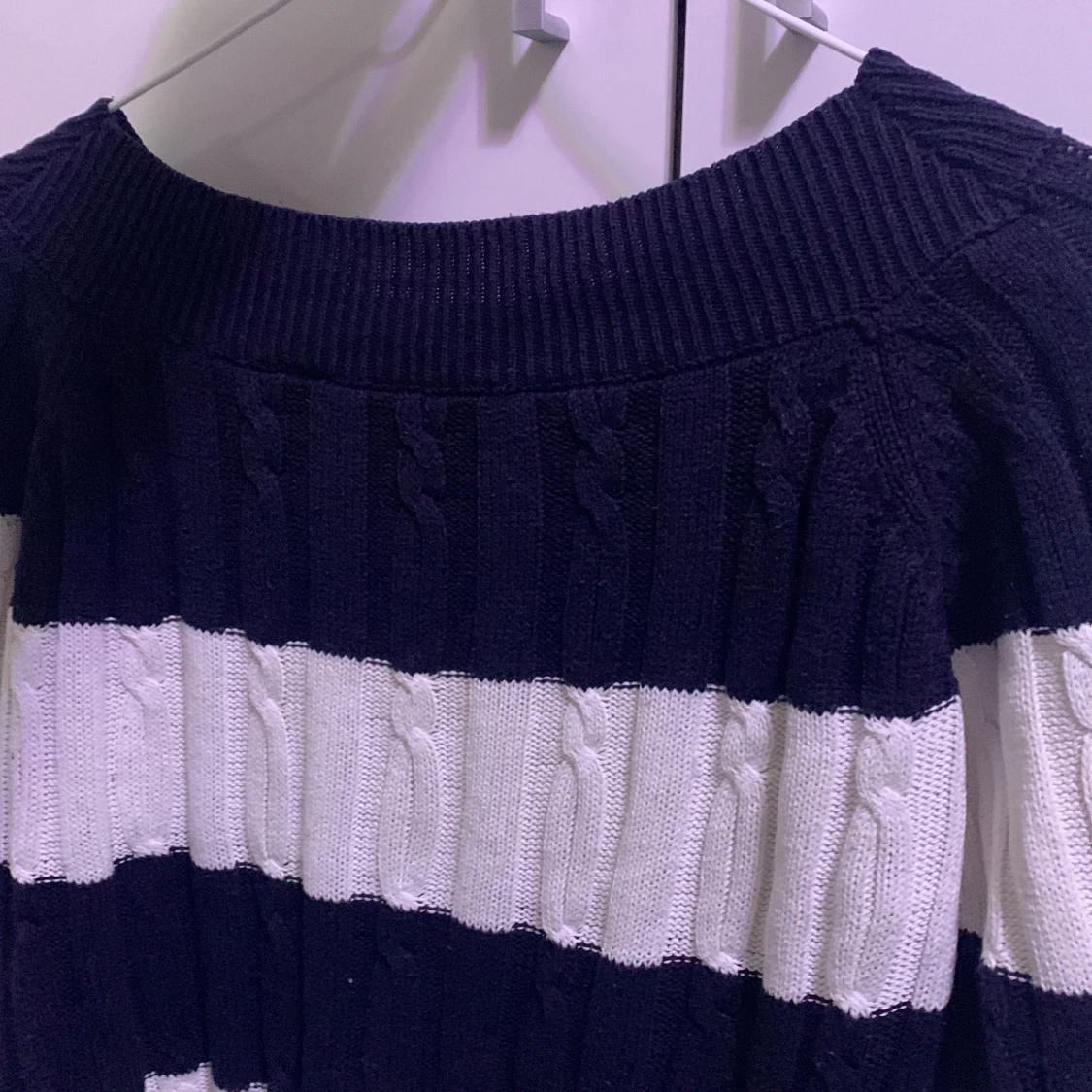 Randig tjocktröja  - 91