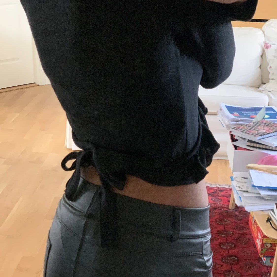 Tröja med volanger - 90