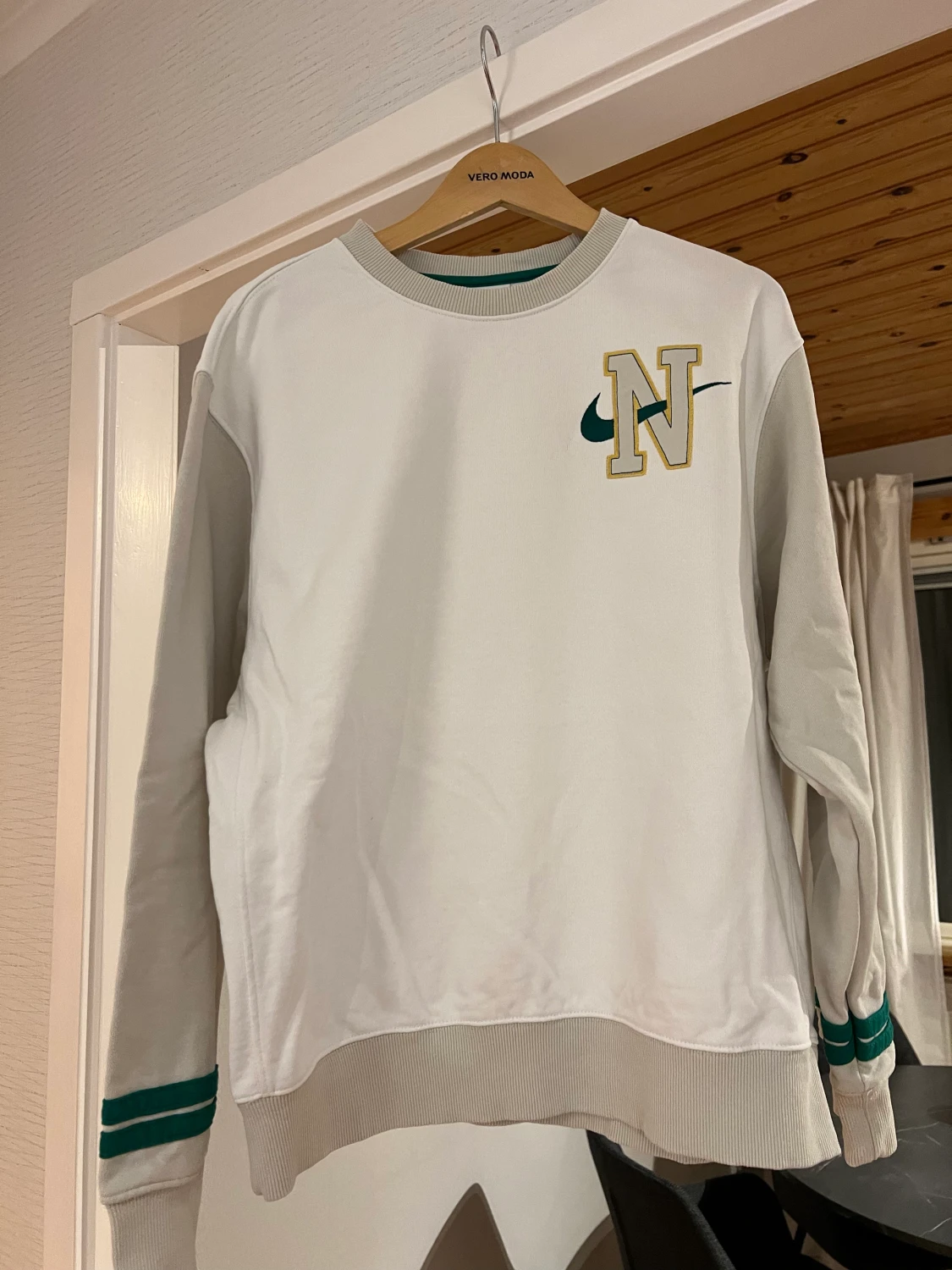 Vit/Beige tröja Nike