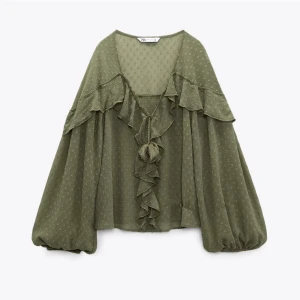 Zara blus - Tröja från zara💚(oanvänd) 