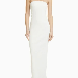 Klänning - En helt oanvänd tubtoppklänning från Bershka. Nypris: 259 kr. Mitt pris: 159 kr.