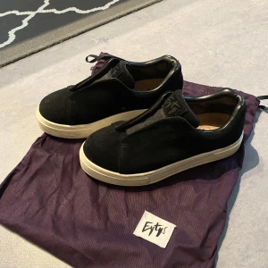 Eytys doja  - Ett par fräscha eytys doja, använda ett fåtal gånger, därmed bra skick! 