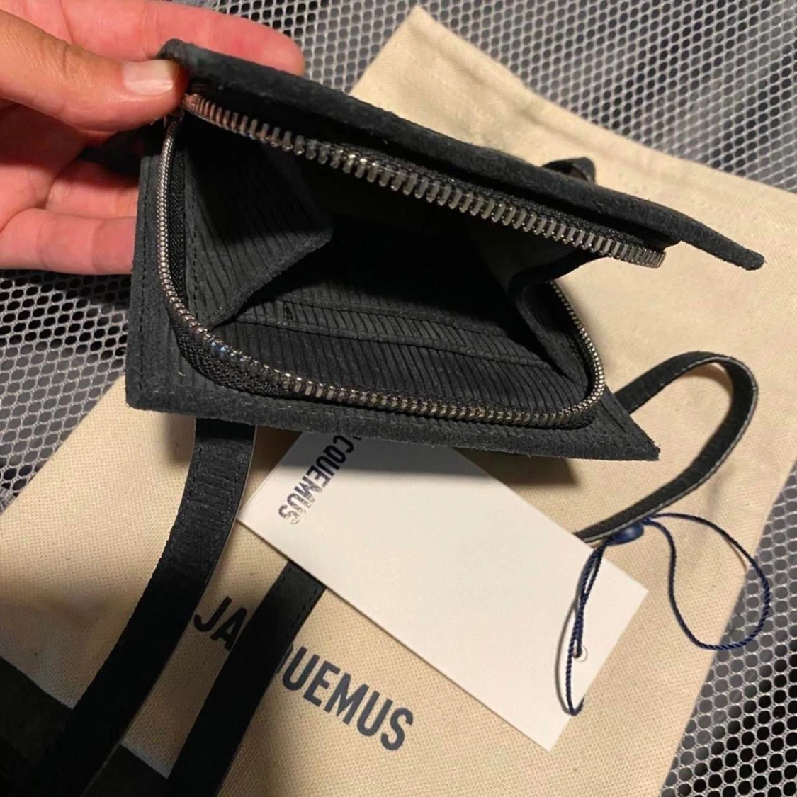 Oanvänd Jacquemus gadjo bag