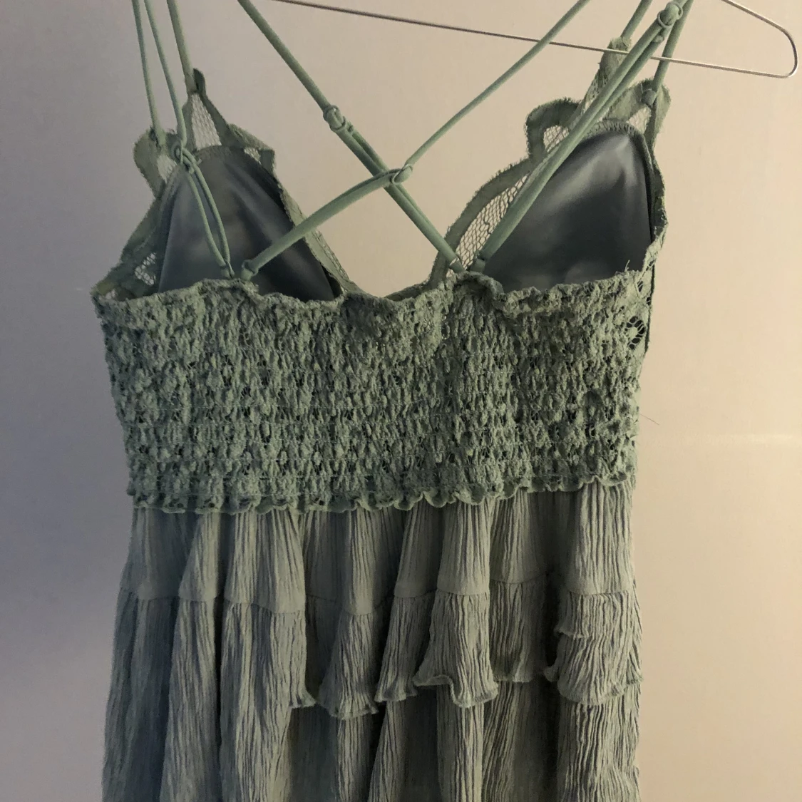 En volang tröja ifrån zalando  - 90