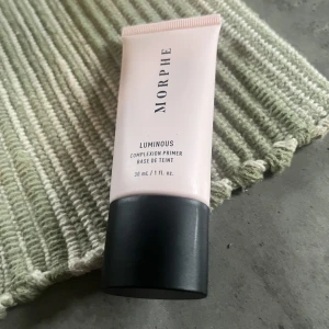 Primer  - Helt ny primer från Morphe 