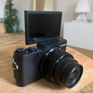 Säljer min Panasonic Lumix kamera model no DC-GX800, som inte kommer till användning längre.