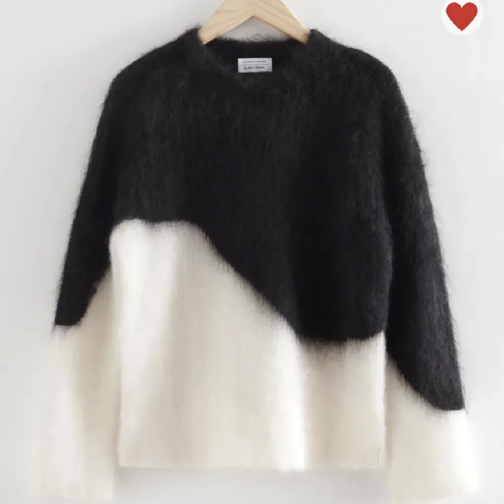 Söker denna jätte fina tröjan från & other stories i storlek xs! 💝 Skriv om du har den och skulle kunna tänka dig att sälja! ❤️. Tröjor & Koftor.