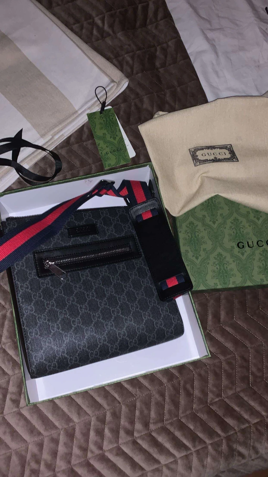 Gucci Messenger bag