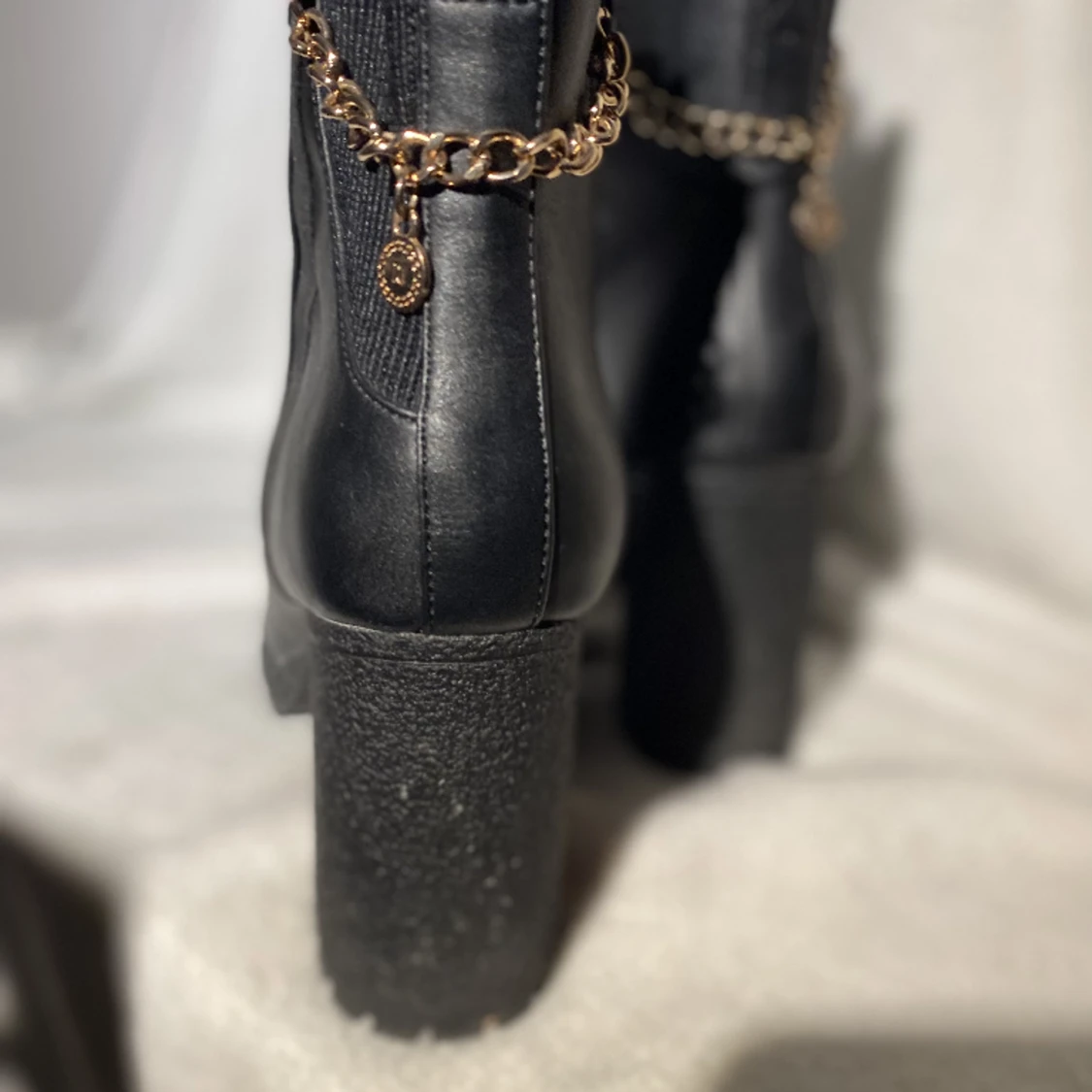River island boots - 90