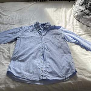 Snygg Gant skjorta använda ungefär 3-4 gånger.