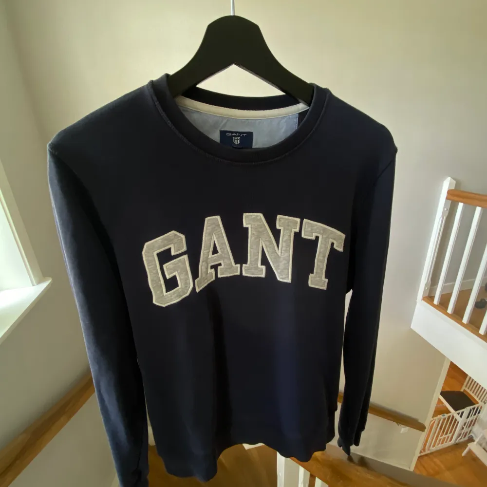 En gammal Gant tröja. Kom privat för fler bilder.. Tröjor & Koftor.