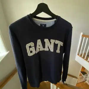 En gammal Gant tröja. Kom privat för fler bilder.