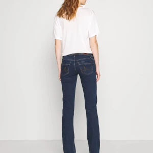 LTB jeans - Bootcut jeans från Ltb. Nypris 829 kr