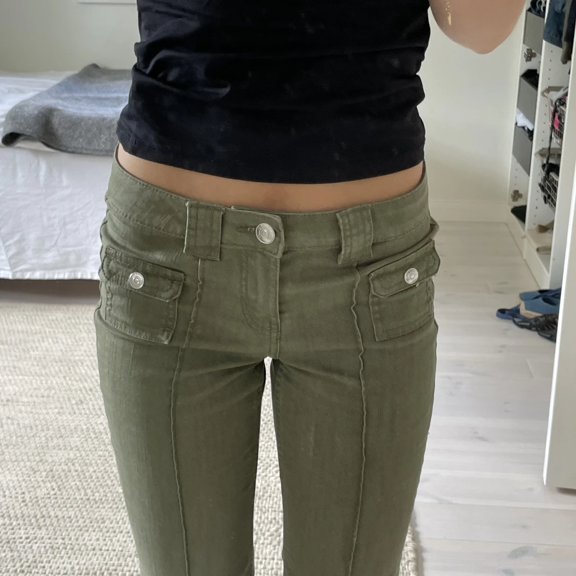 Gröna lågmidjade  bootcut byxor - 91