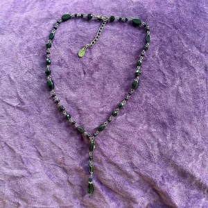 Halsband gothic - Vackert vintage halsband med svarta pärlor 