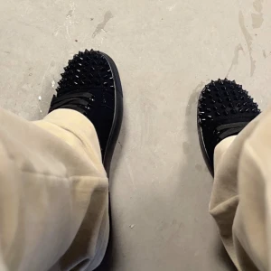 Loubs - Hej! Säljer mina loubs  Stolek 37 