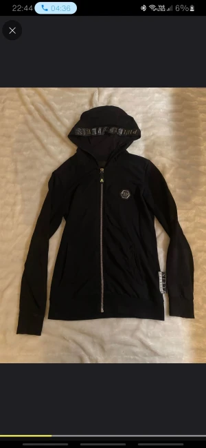 Försäljning  - En PP tröja😁  Pris:999kr