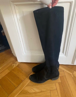 Knee high boots - Fina boots perfekt till middag eller fest
