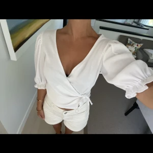 Tröja - Jättefin omlott tröja 💕Aldrig använd, strl S.