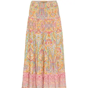 Säljer denna helt nya kjol från marta de chau, prislapp kvar! Den är super fin och är i storlek one size💕Direktpris 650kr💞