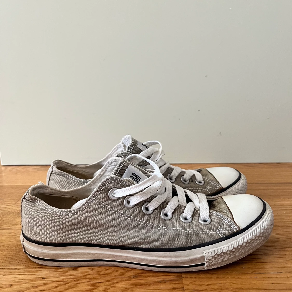 Converse låga stl 38 ljusgrå - 90