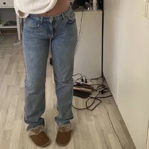 Zara jeans - snygga blåa zara jeans! säljs inte längre