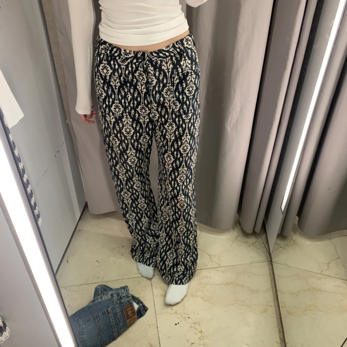 mönstrade byxor - 91