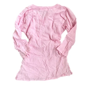 Rosa topp - Ljusrosa topp med glitterbroderi💕