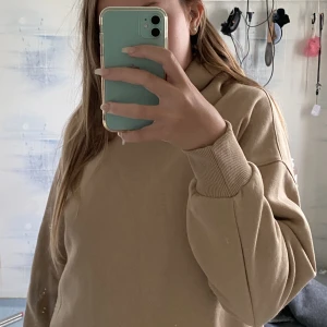 Hood sweatshirt  - Oanvänd pris lapp kvar 