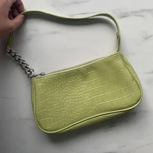 Grön väska - Grön väska