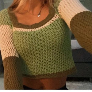 Virkad topp Pull&Bear - Virkad topp från Pull&Bear! Aldrig använd så säljs i nyskick🧚🏻‍♂️