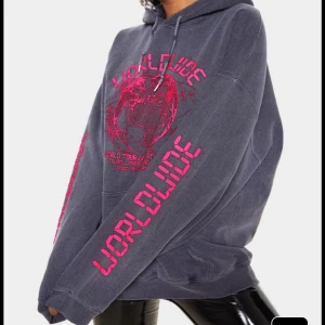 Hoodie  - Slutsåld huvtröja från PLT Storlek S Sparsamt använd 