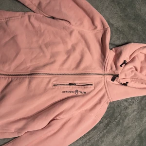 Sail racing tröja rosa  - En rosa sail racing tröja i storlek S